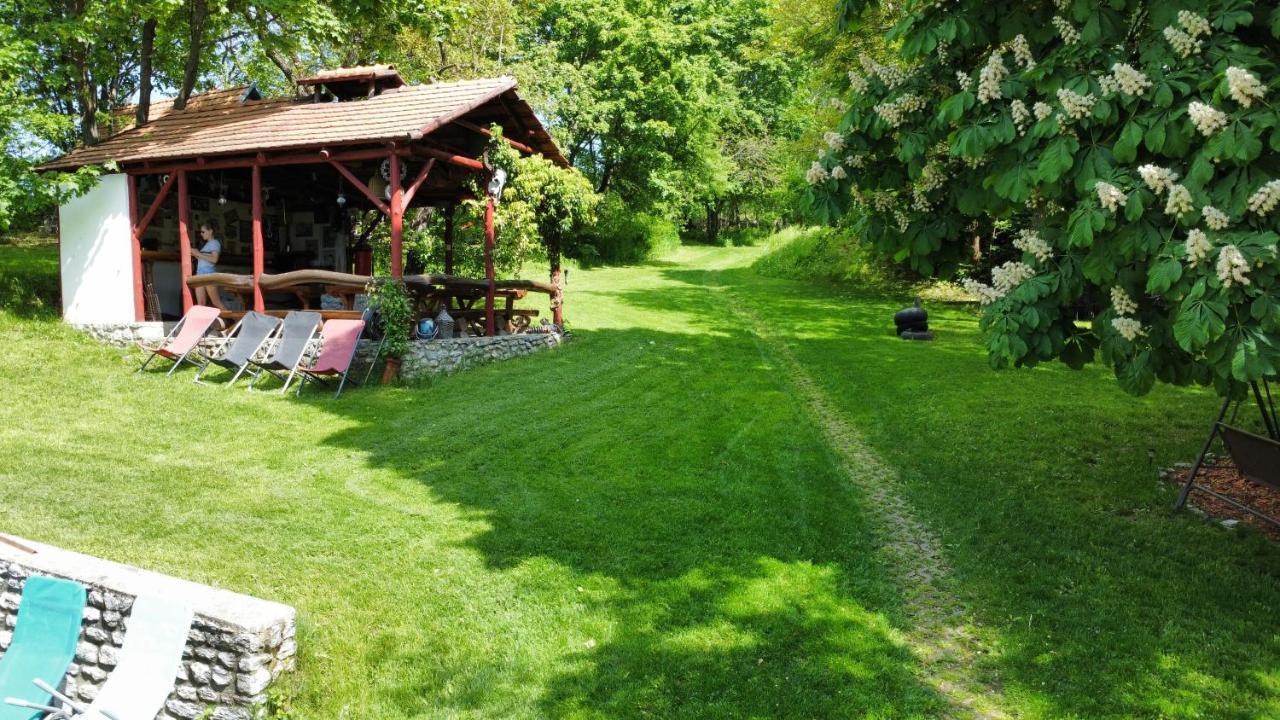 Guest House Magyar Route 66 Сильвашварад Экстерьер фото